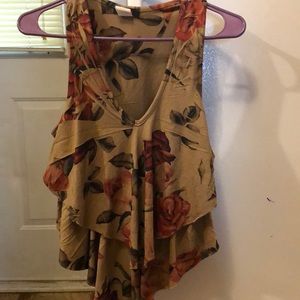 Blush women’s crop top